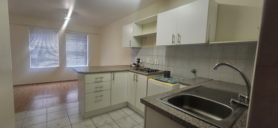 To Let 2 Bedroom Property for Rent in La Colline Western Cape